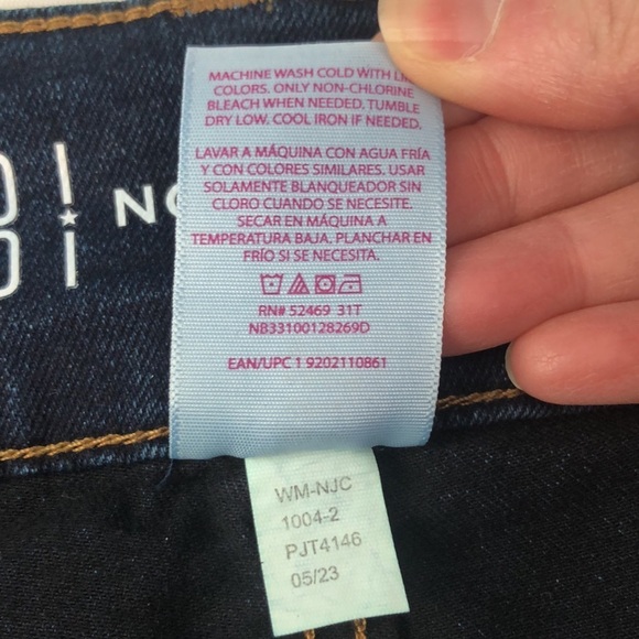 NO BO No Boundaries Plus High-Rise Flare Dark Wash Double Button Jean Size 21 - Picture 8 of 10